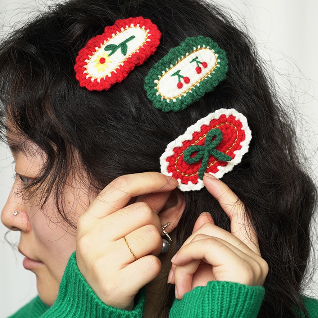 Whoamigo DIY Hair Clips Kit-Crochet Hair Pins Baby Girls Knitted Hairgrips  Handmade Hair Barrettes Crochet Kit-Gift for Beginners